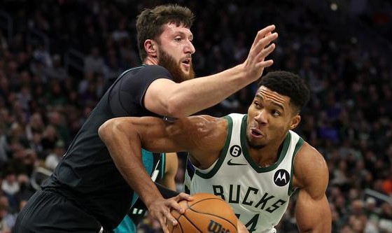 九游体育在线网站-努尔基奇：字母哥在NBA几乎无人可挡 但欧洲是另一种比赛