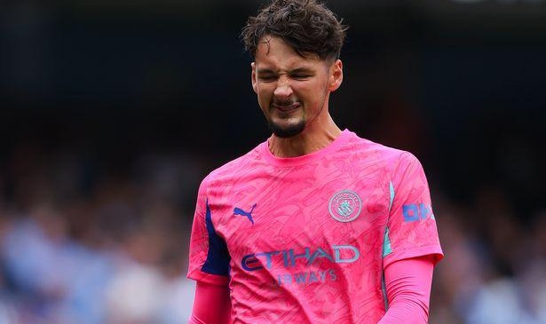 曼晚：特拉福德固然发挥糟糕，但曼城管理部门的问题更为严重