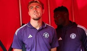 九游体育首页入口-记者：霍伊伦加盟那不勒斯的转会文件已备好，就待球员签字