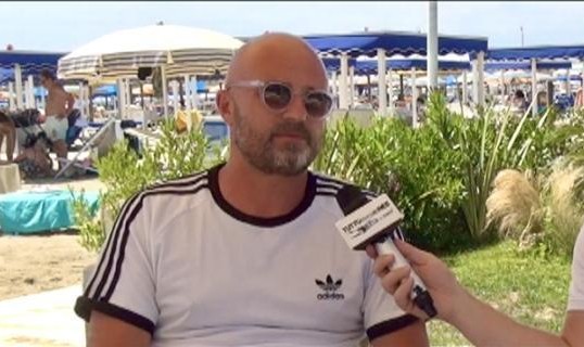 九游体育在线网站-即将2400万欧转会米兰，经纪人：去年1月买哈德仅需50万欧