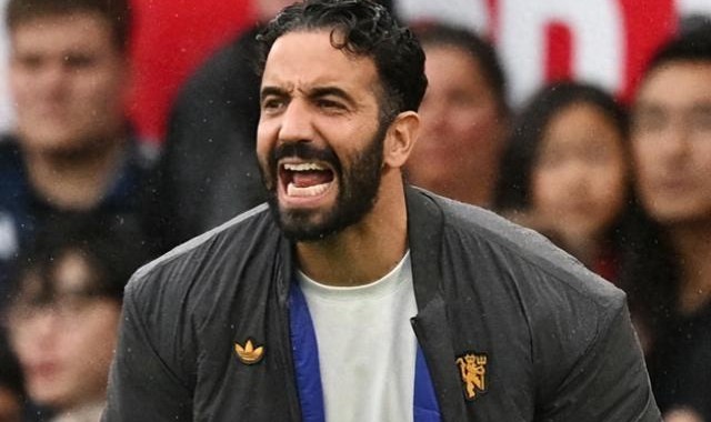 九游体育在线网站-5大刺头全部离队！曼联主帅坚信：完成重建 周末力拼曼城