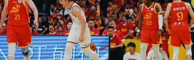 铭记场面｜篮板制胜，总决赛第三场上海男篮再下一城！