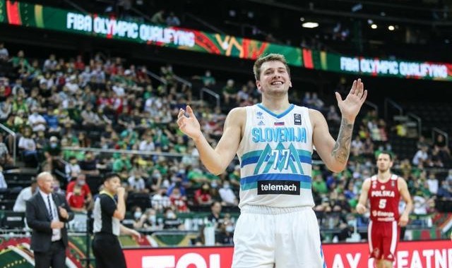 九游体育下载app-吹麻了！斯洛文尼亚男篮46罚38中&amp;amp;东契奇20罚19中 法国队29罚25中